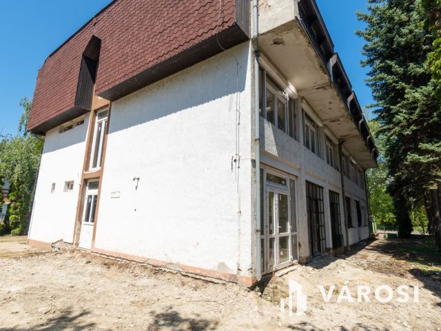 Kiváló befektetési lehetőség az Aranyparton