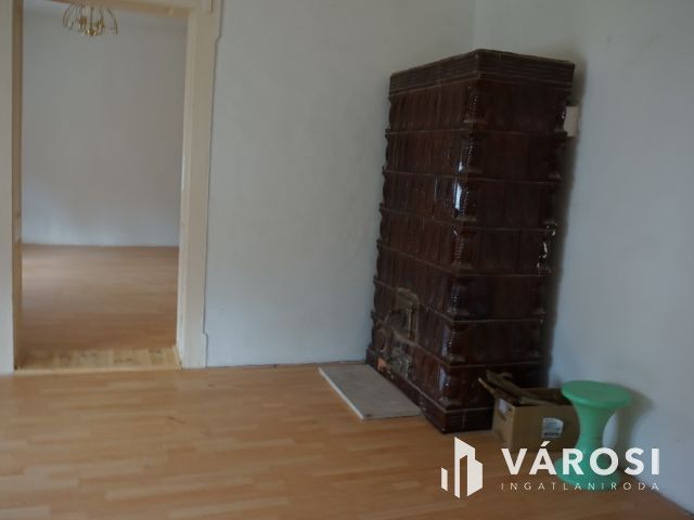 Kertes ház a Csúcson