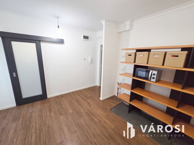 Panorámás butik lakás Bomba helyen