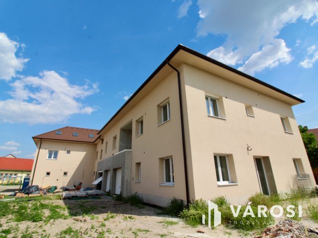 Újépítésű lakás a Mórahalmi Gyógyfürdő mellett -9