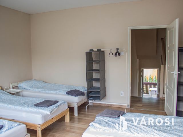 Több funkciós felújított villa