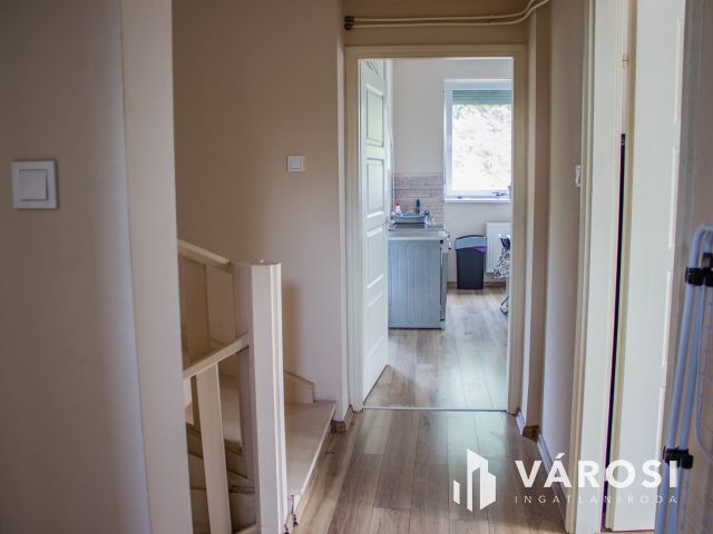 Több funkciós felújított villa