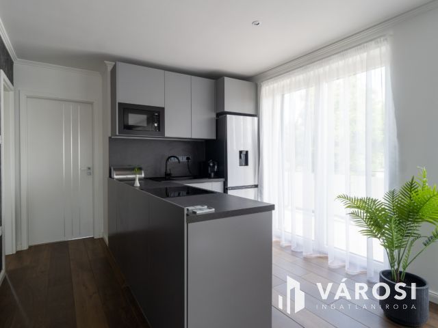 Prémium penthouse Siófokon medencével