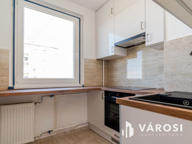 Nagyon új ez a cső  - eladó panel lakás -