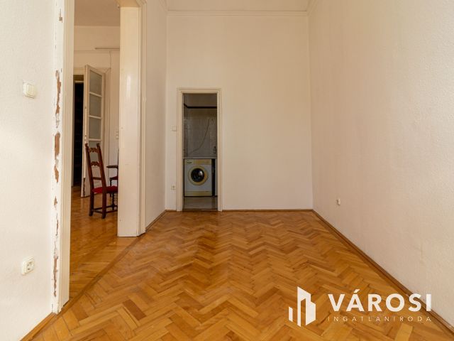 Az 5. kerületben az óriáskeréknél 66 m2-es lakás kiadó!